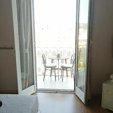 Appartamento La Casa Di Ginevra O11o15-lt-1097 La Spezia